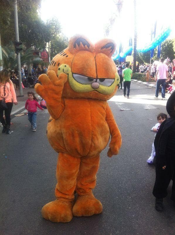 רגע מארכיון תיאטרון הילדים הישראלי — תצלום 16